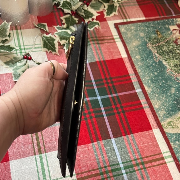 Tory Burch Black Leather Wallet with Gold Logo - Picture 12 of 13